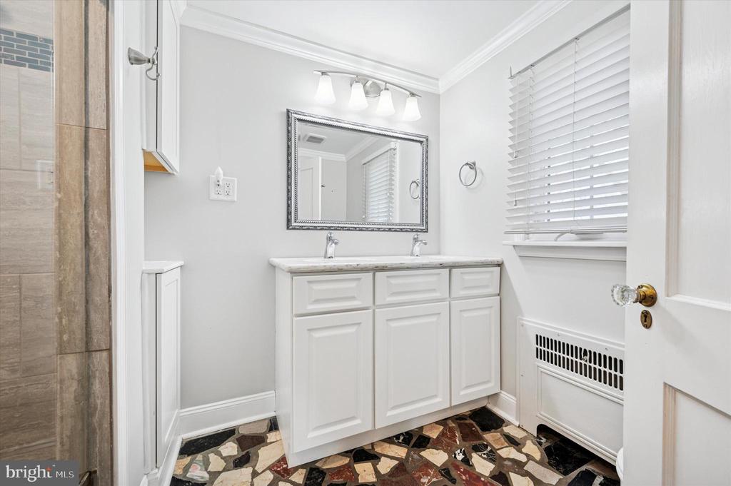 109 BEVERLY ROAD