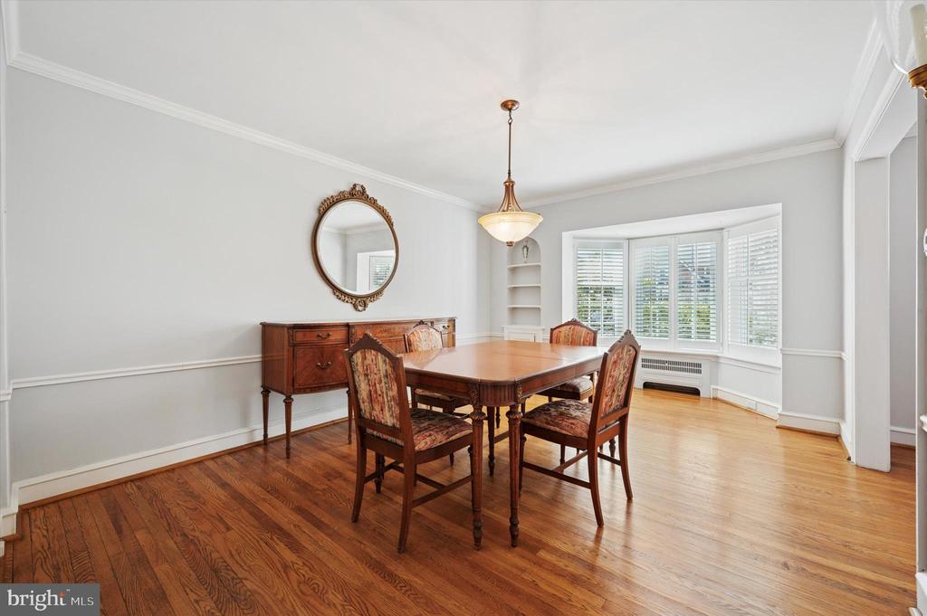 109 BEVERLY ROAD