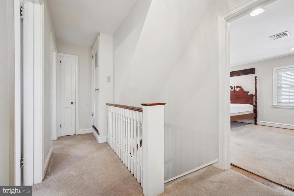 109 BEVERLY ROAD