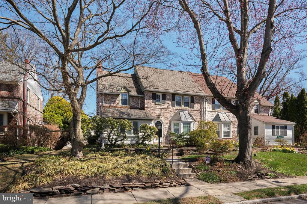 109 BEVERLY ROAD