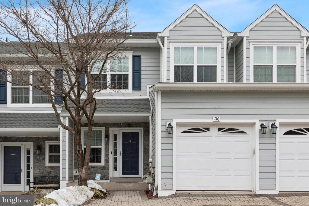 106 DONNA DRIVE