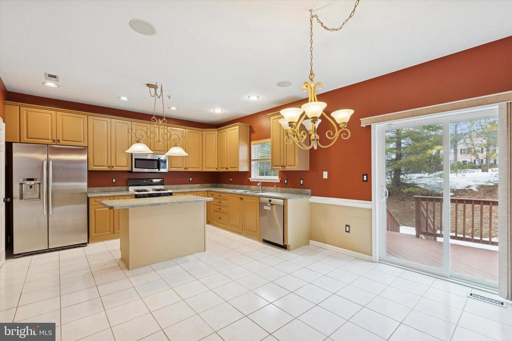 106 DONNA DRIVE