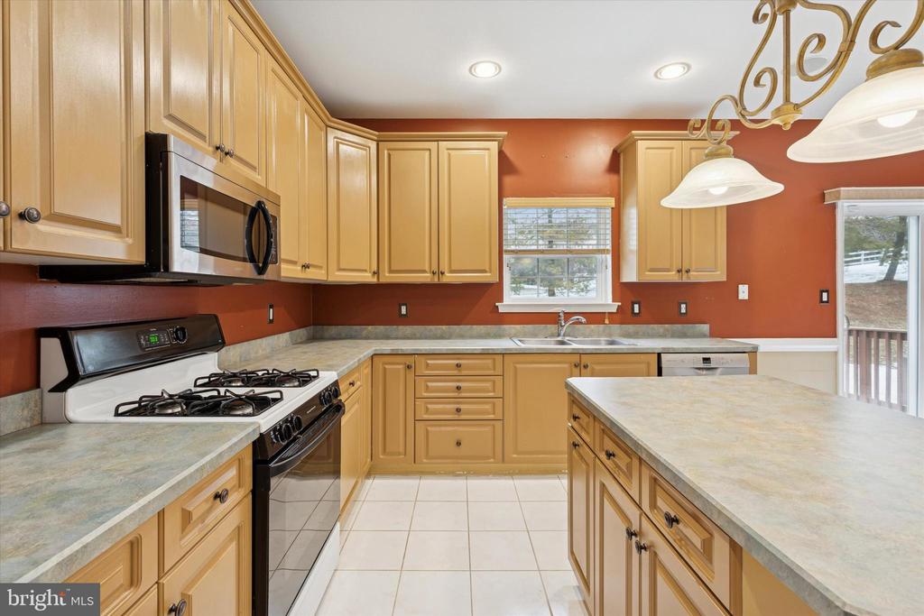 106 DONNA DRIVE