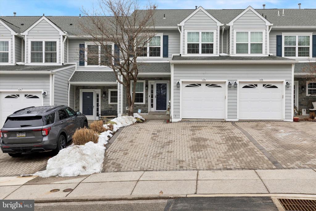 106 DONNA DRIVE