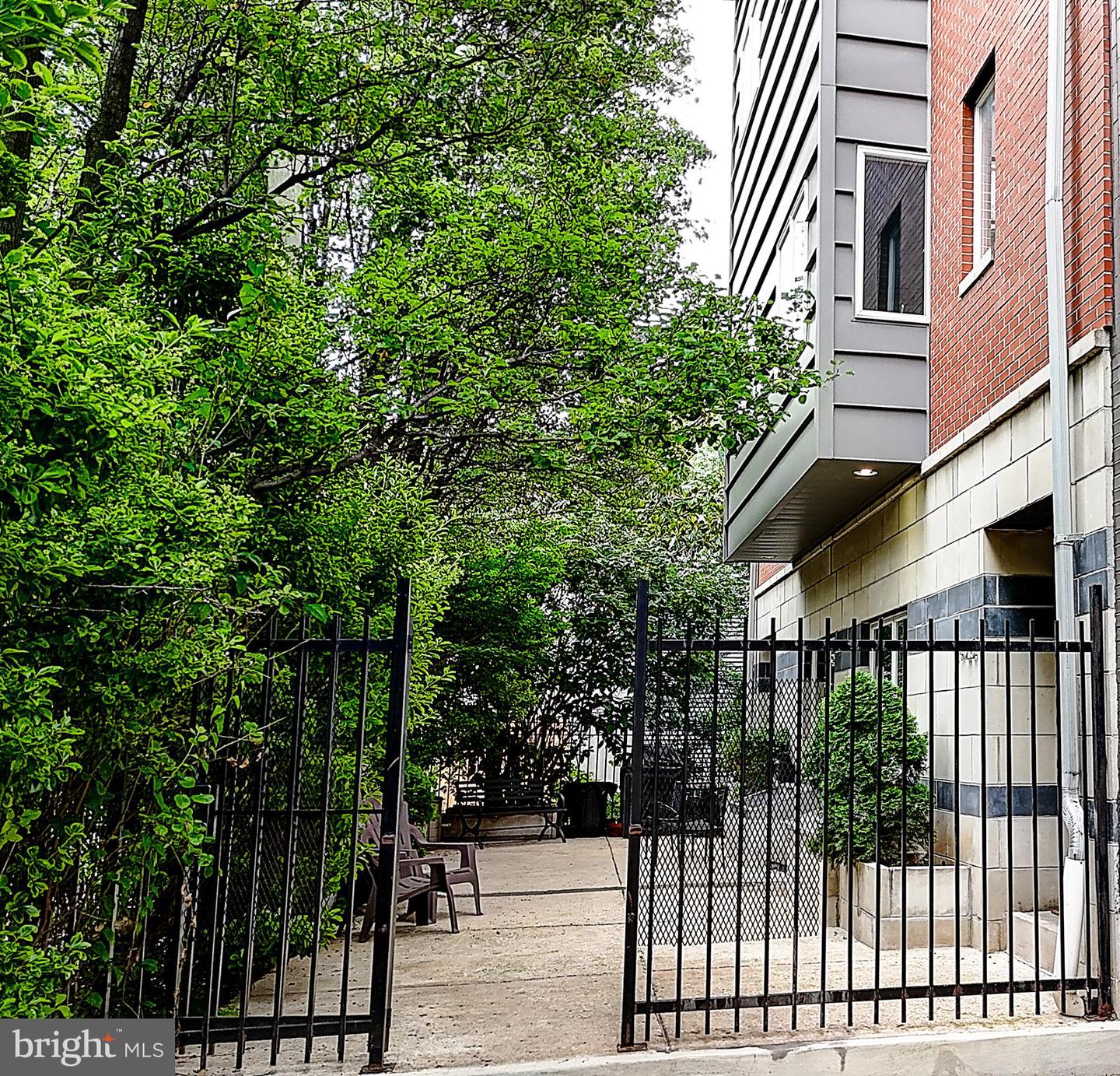 1426 Kenilworth St