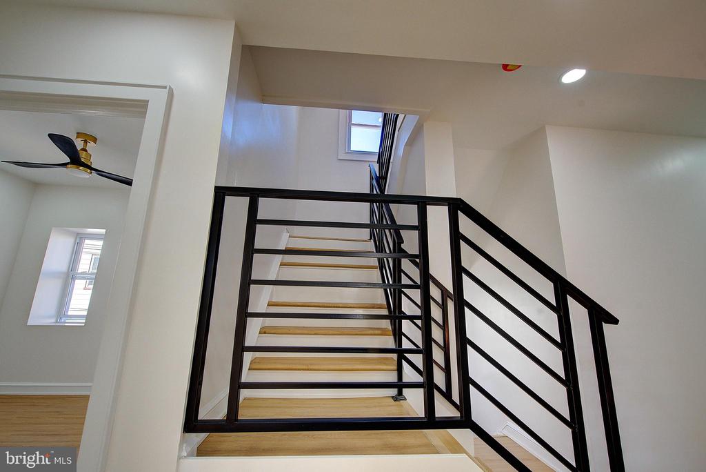 6217 COBBS CREEK PARKWAY