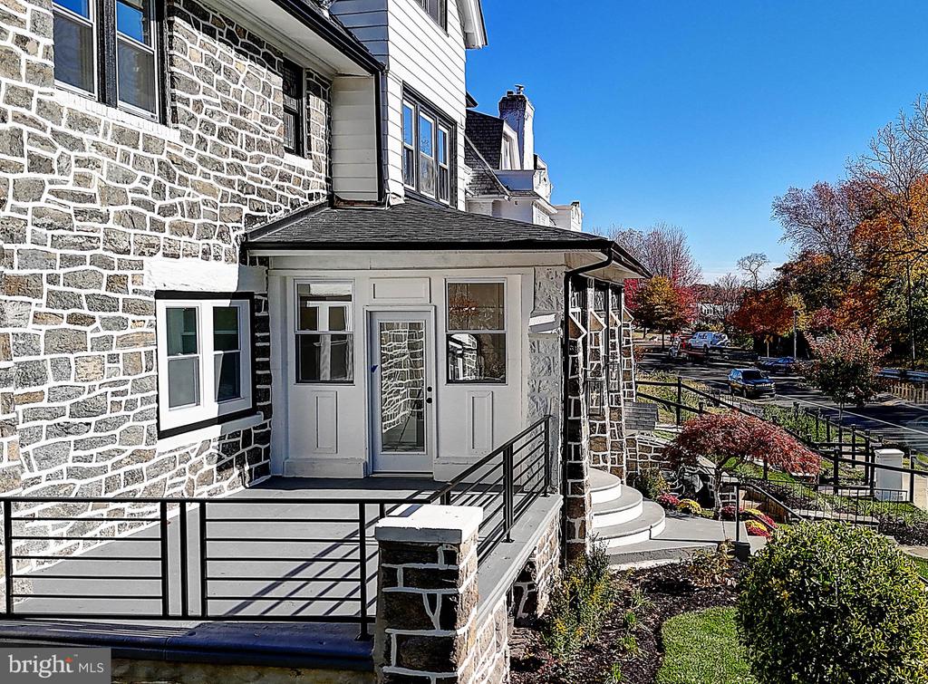 6217 COBBS CREEK PARKWAY