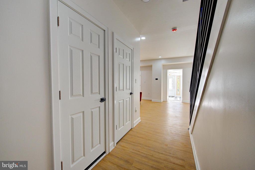 6217 COBBS CREEK PARKWAY