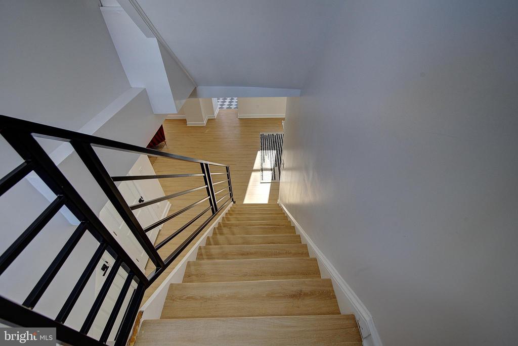 6217 COBBS CREEK PARKWAY
