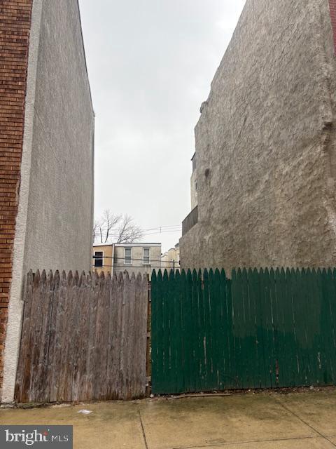 1512 CHRISTIAN STREET