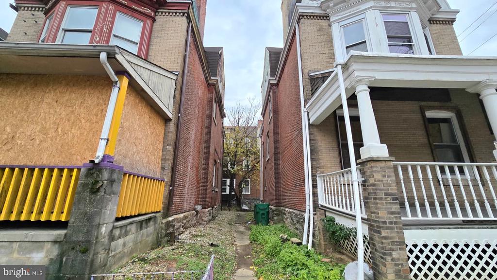 902 S 47TH STREET