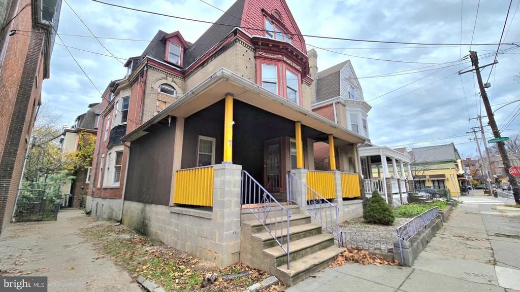 902 S 47TH STREET