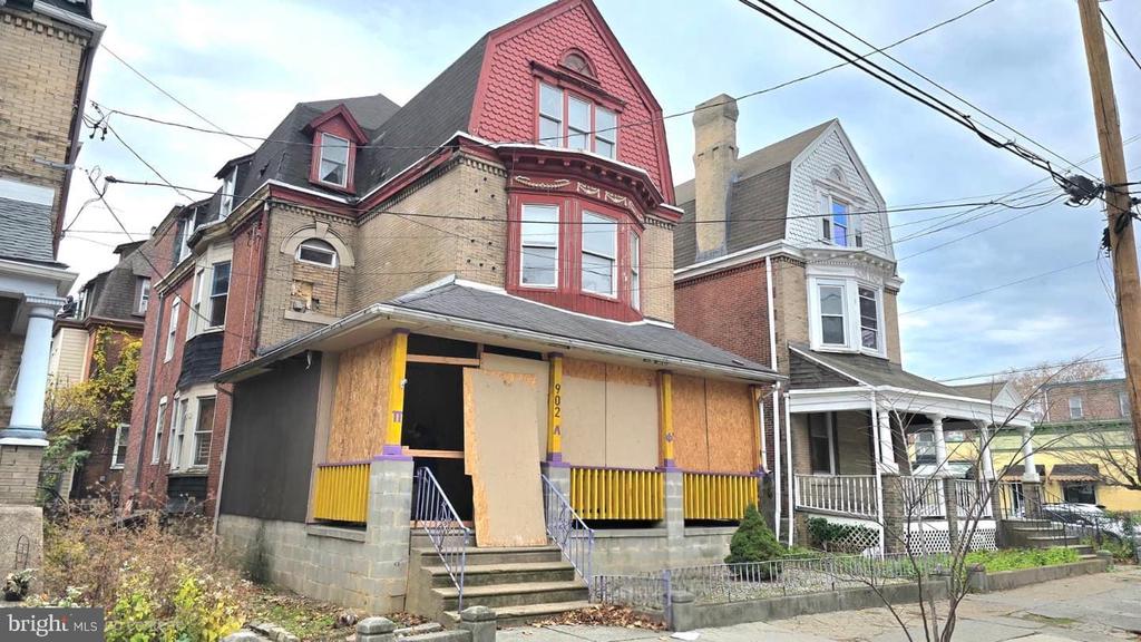 902 S 47TH STREET