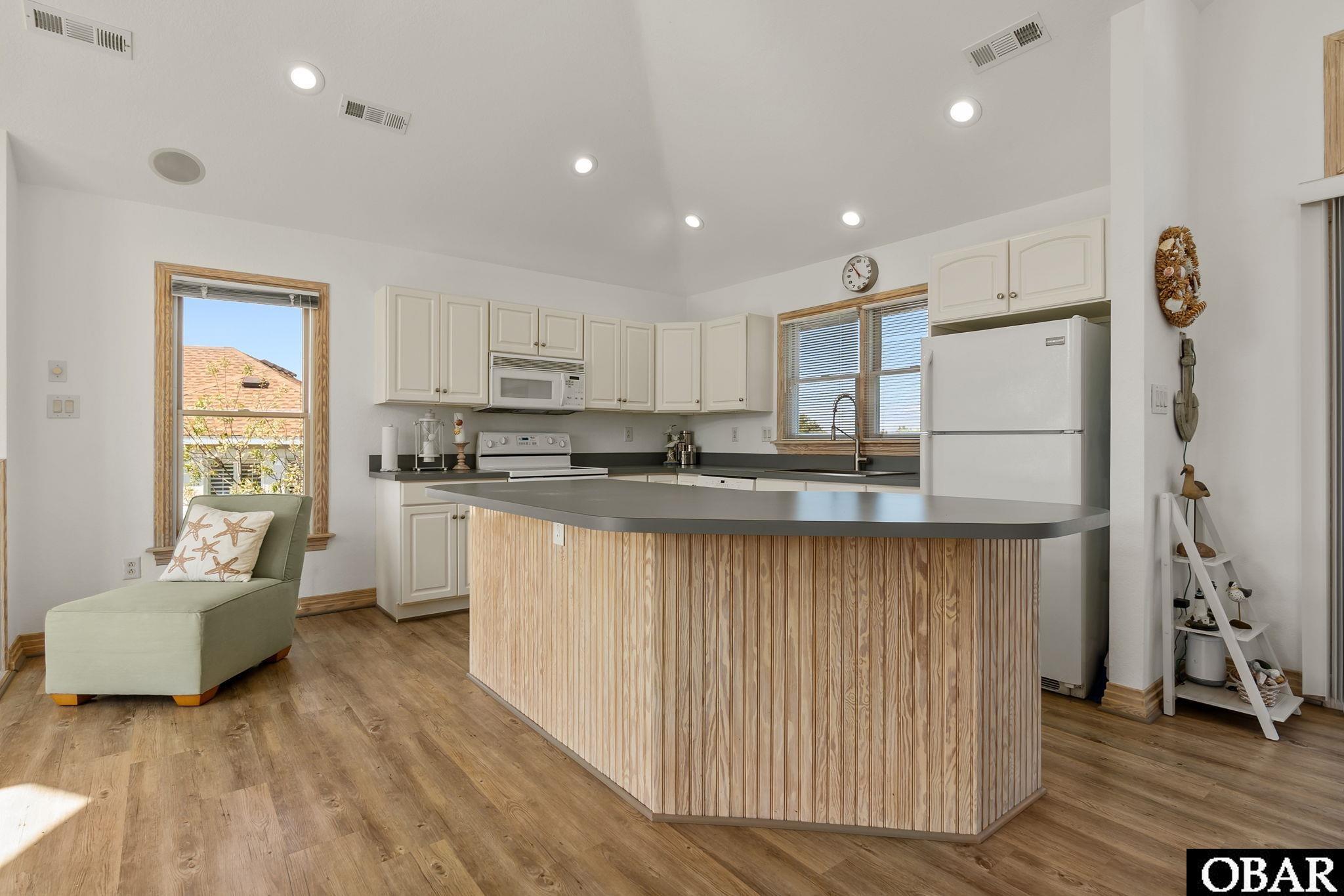 839 Golden Bluff Way Lot #335