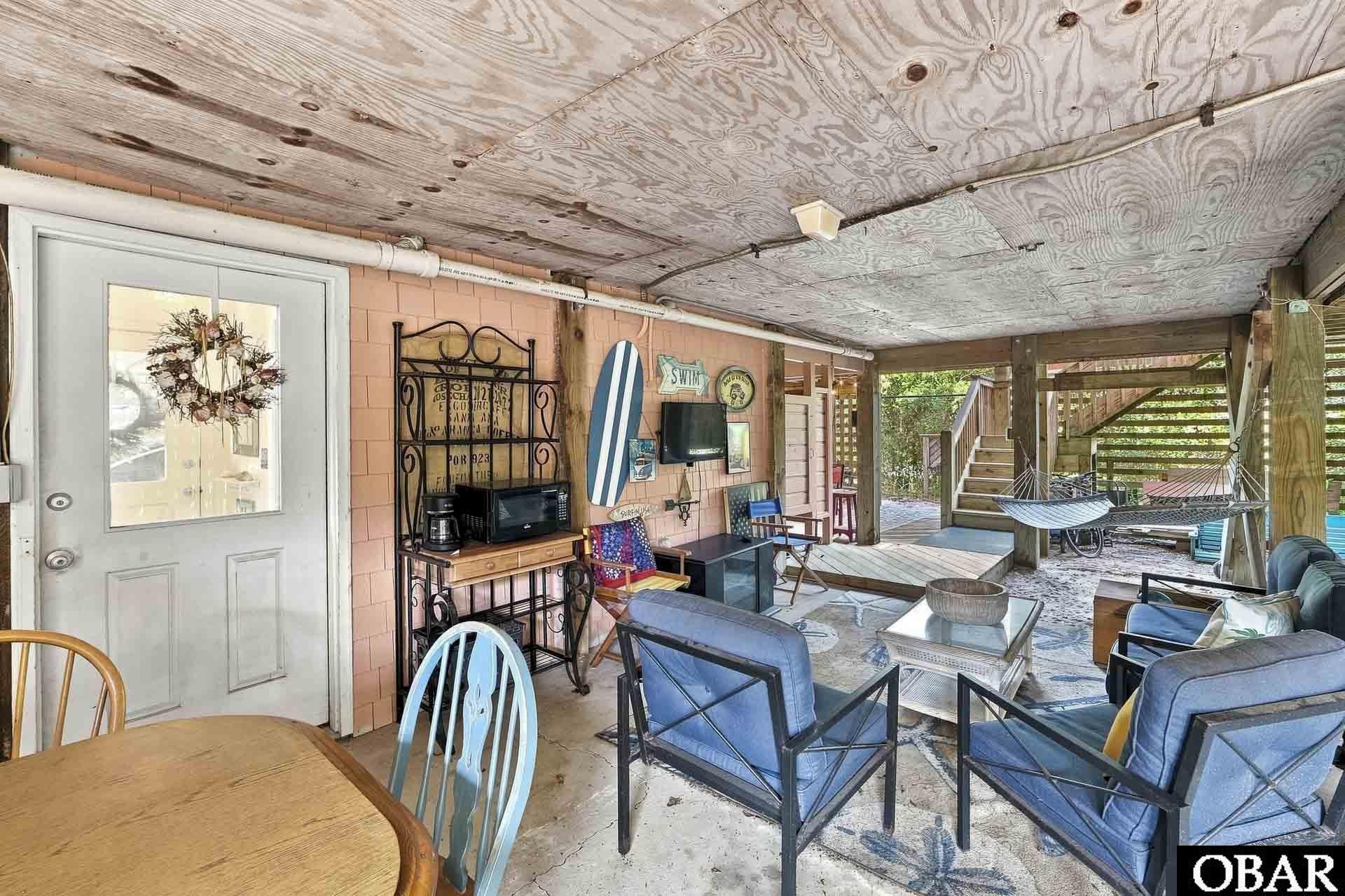 747 Willet Court