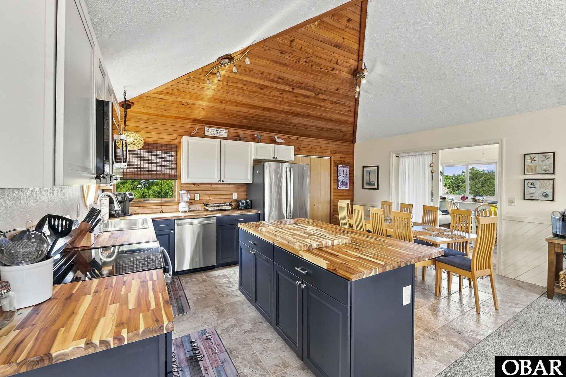 747 Willet Court