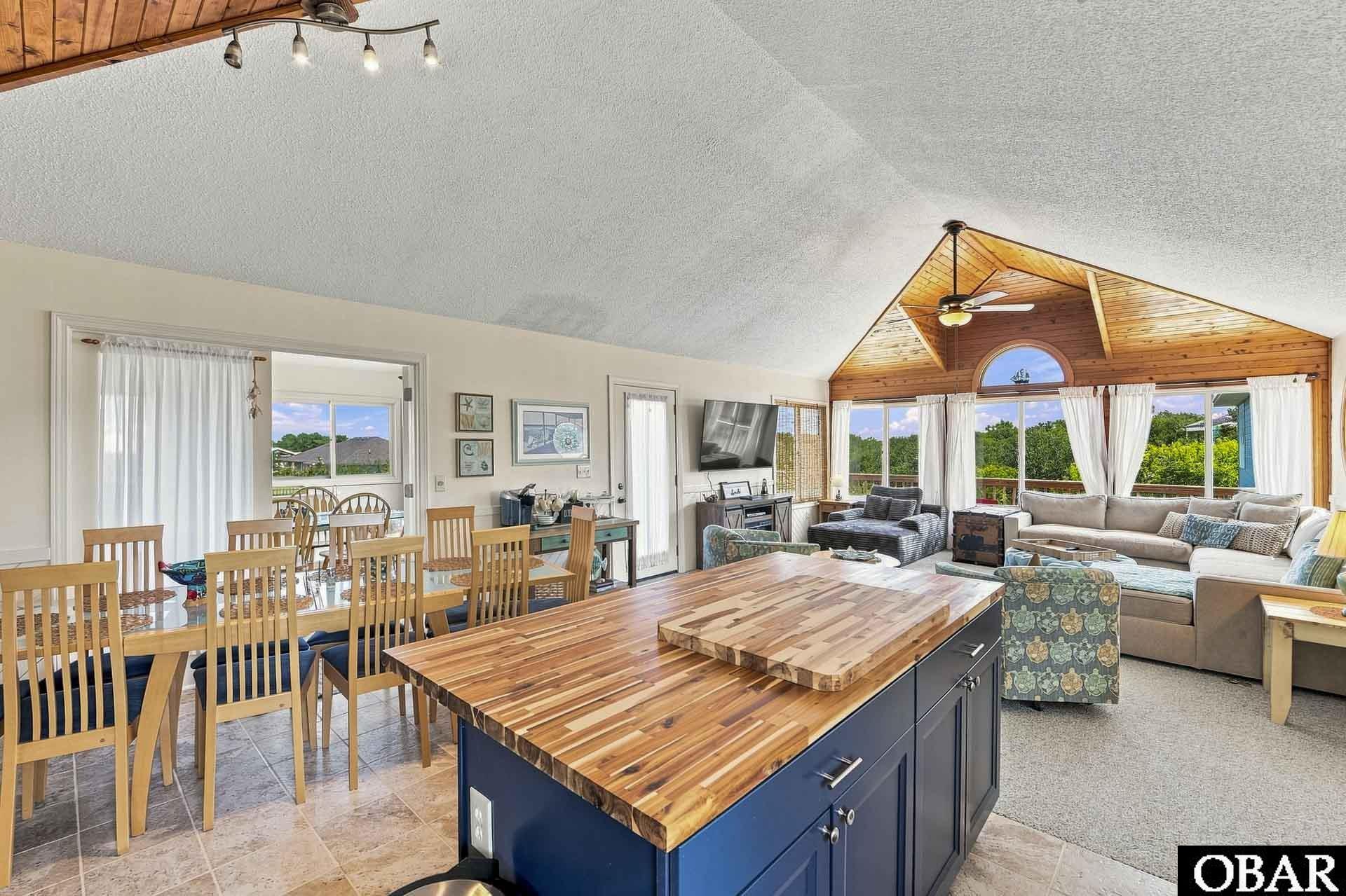 747 Willet Court