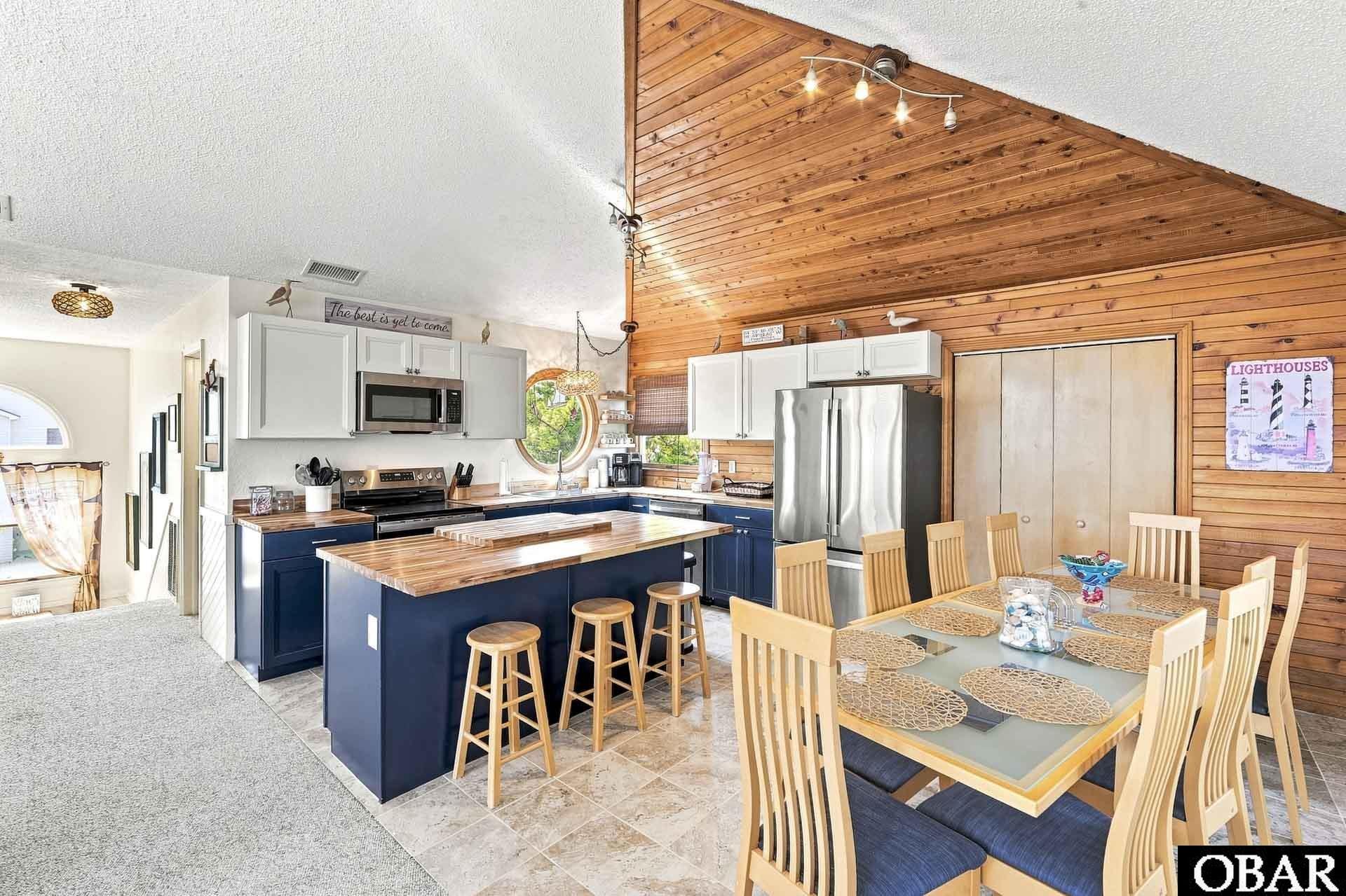 747 Willet Court