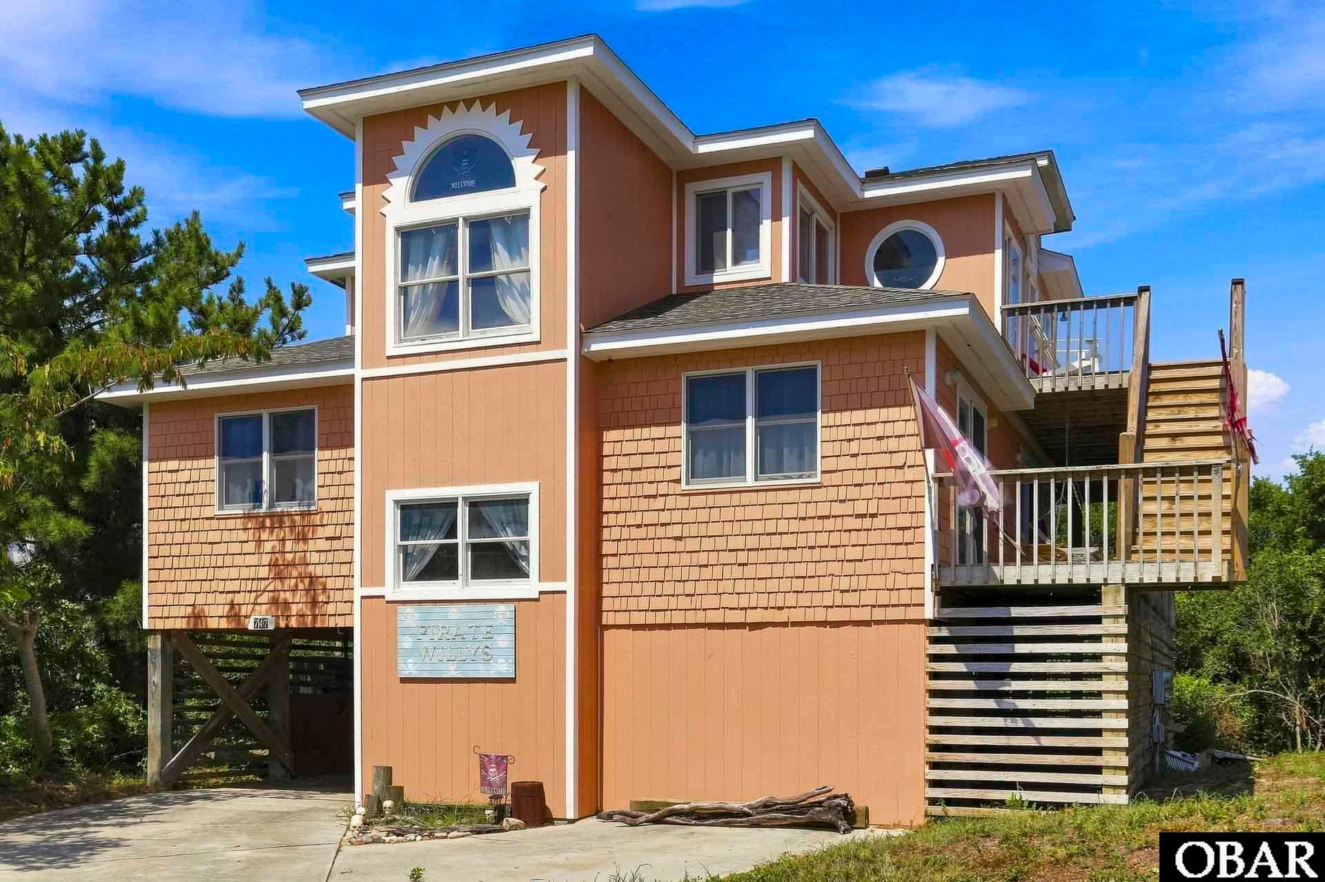 747 Willet Court