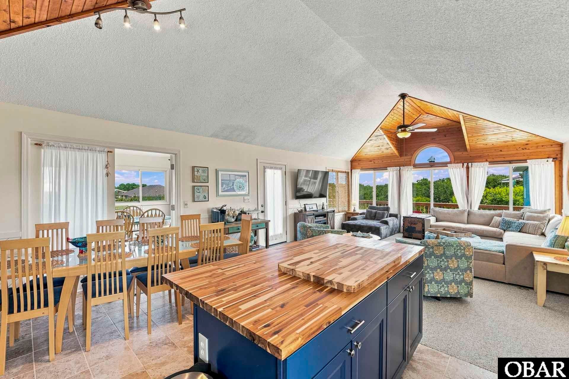 747 Willet Court