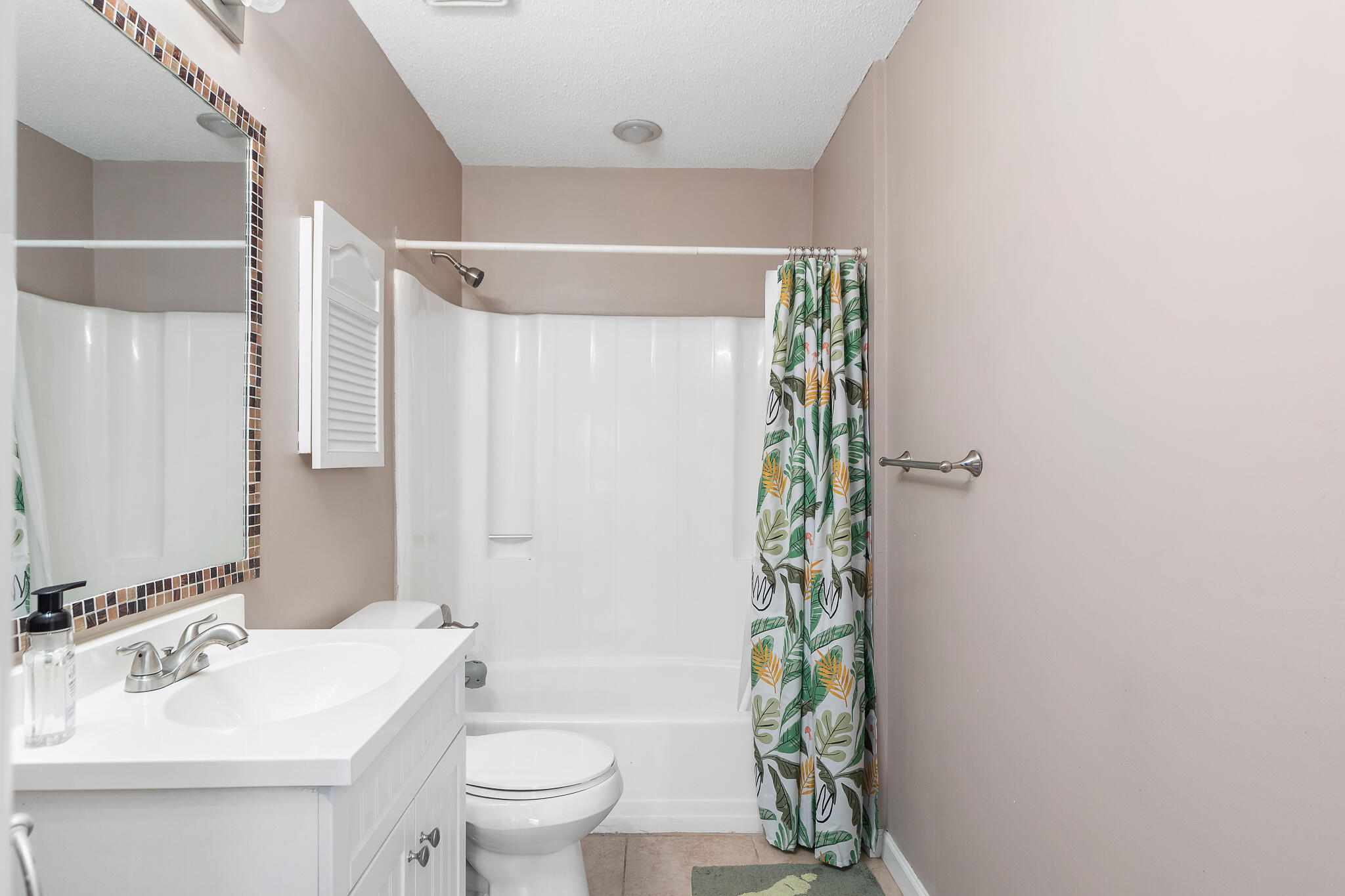 102 Bayberry Run