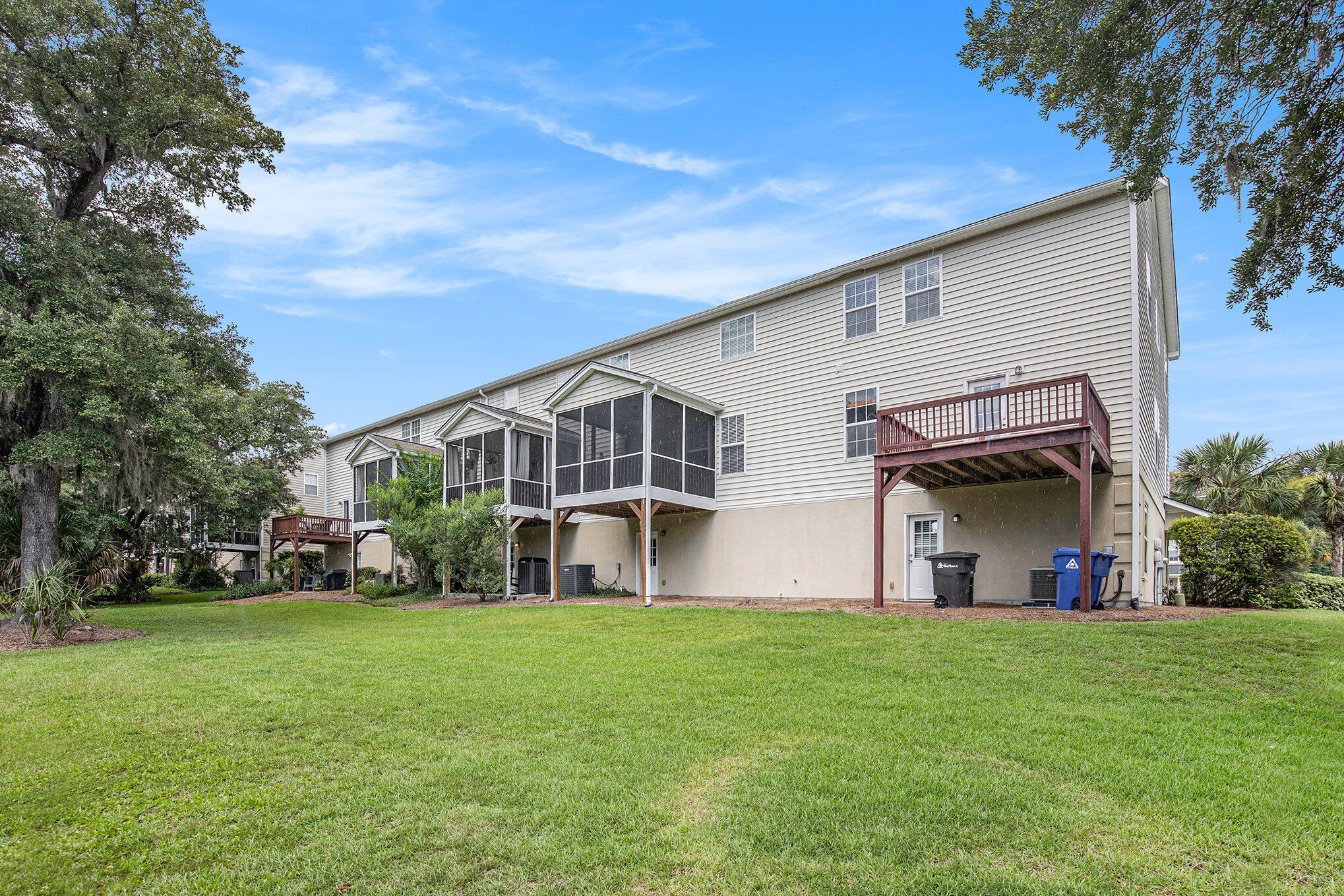 1427 Hamlin Park Circle