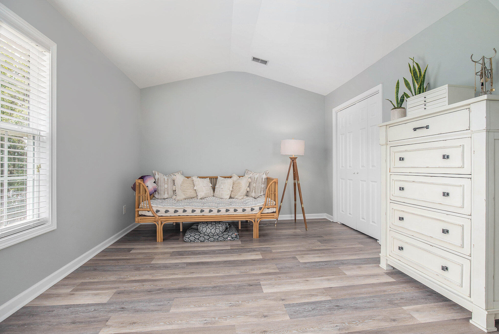1427 Hamlin Park Circle