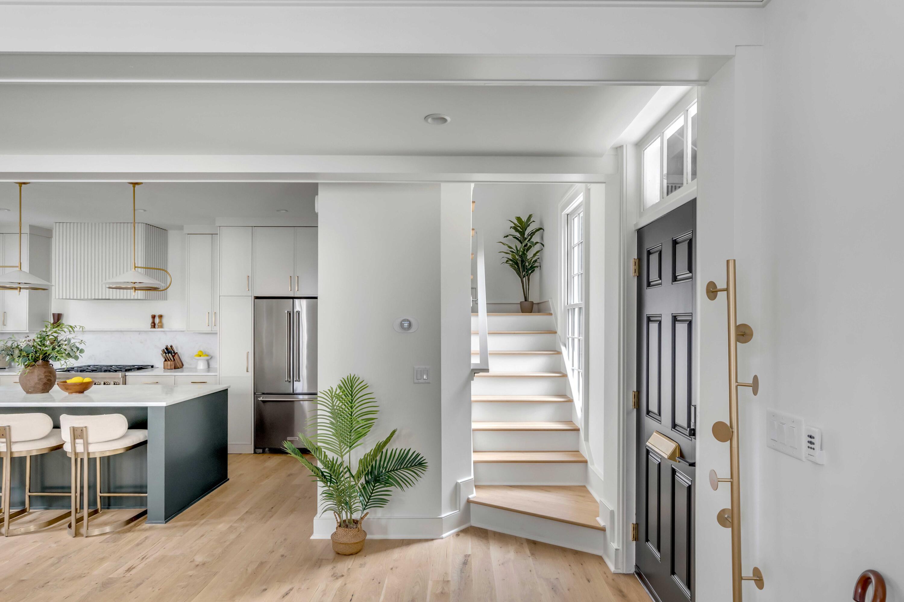 93 Beaufain Street # B