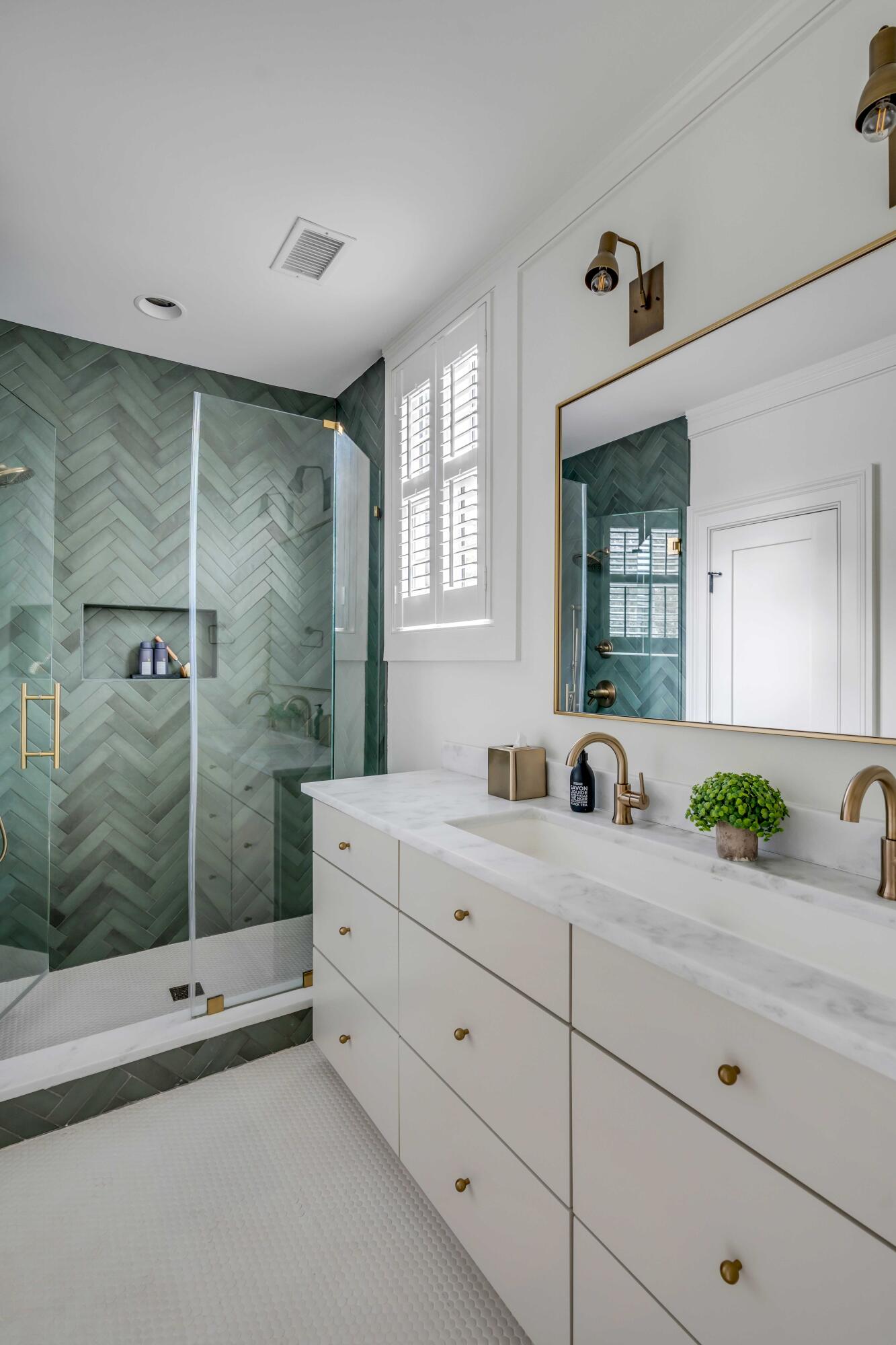 93 Beaufain Street # B