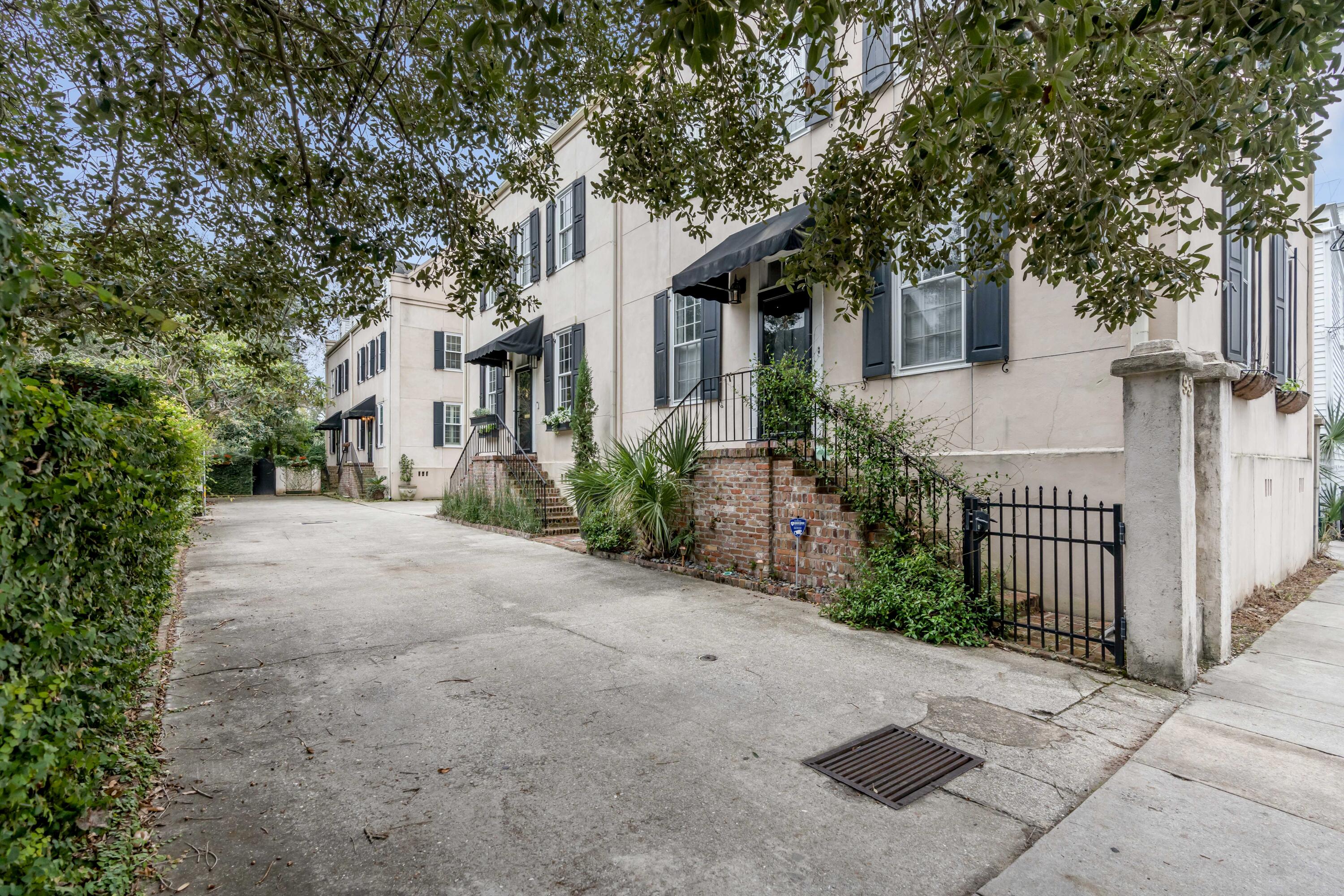 93 Beaufain Street # B