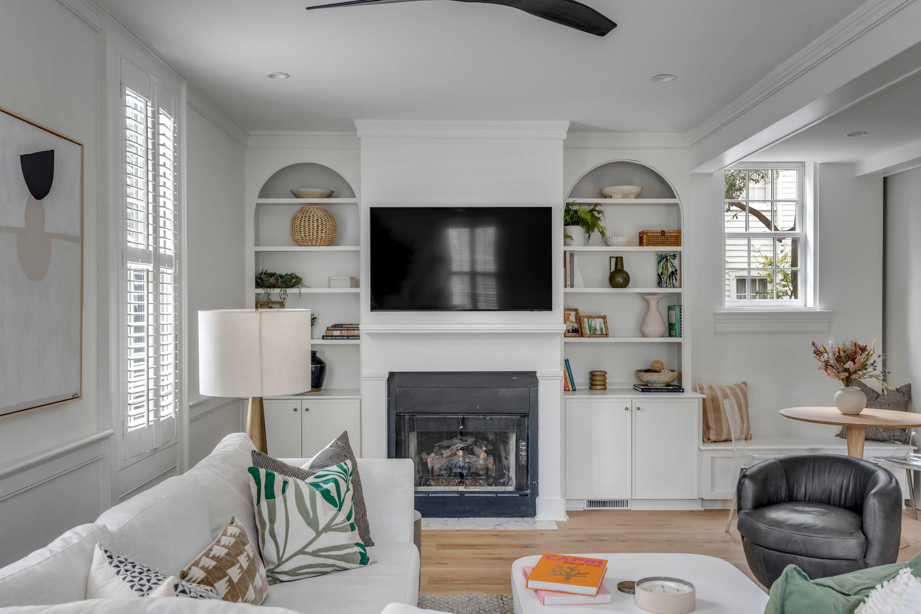 93 Beaufain Street # B