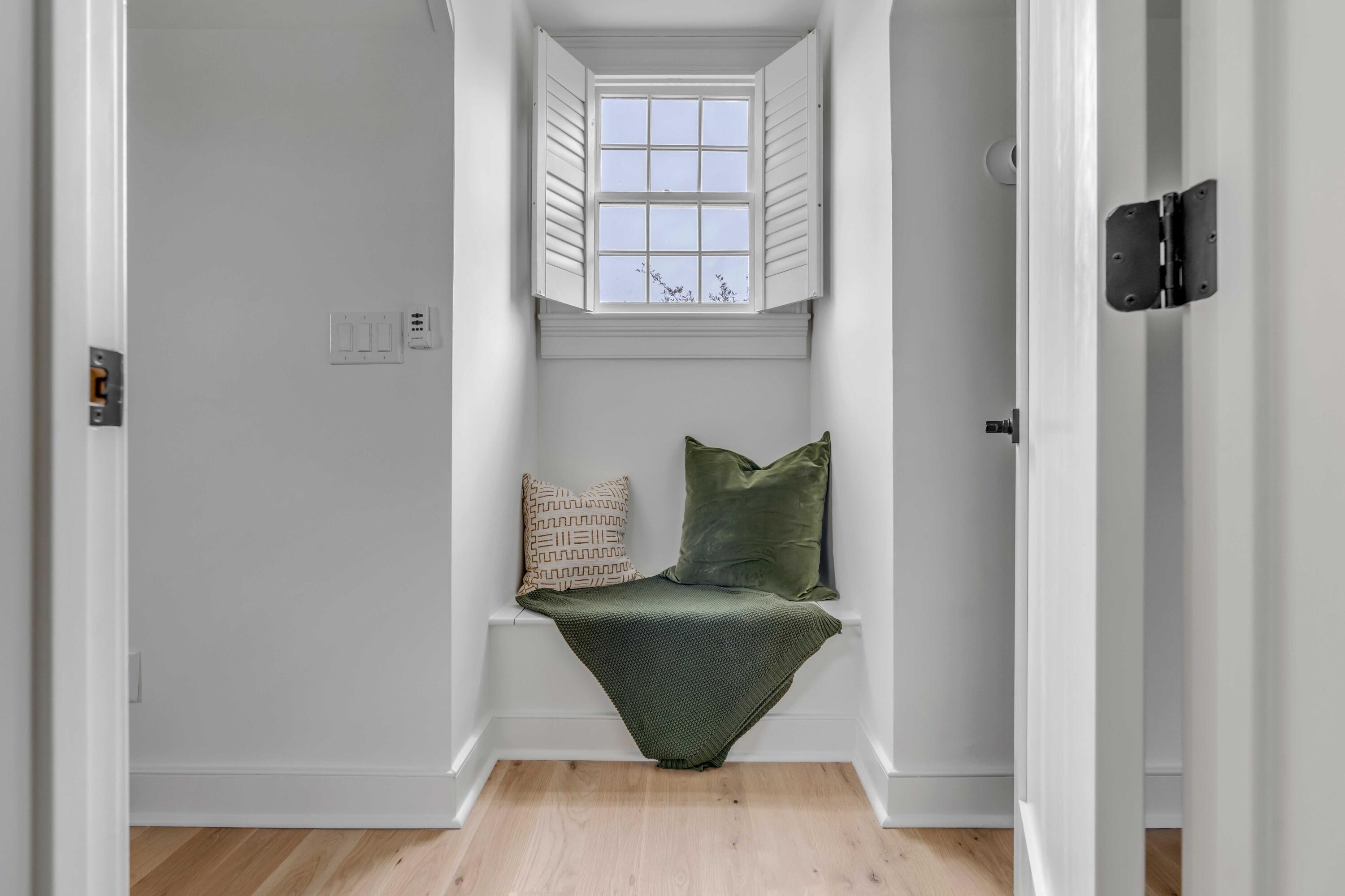 93 Beaufain Street # B