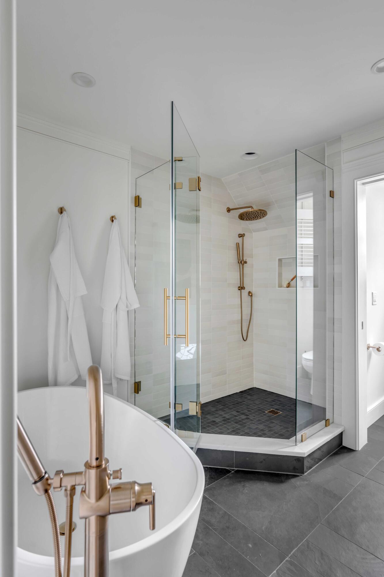 93 Beaufain Street # B