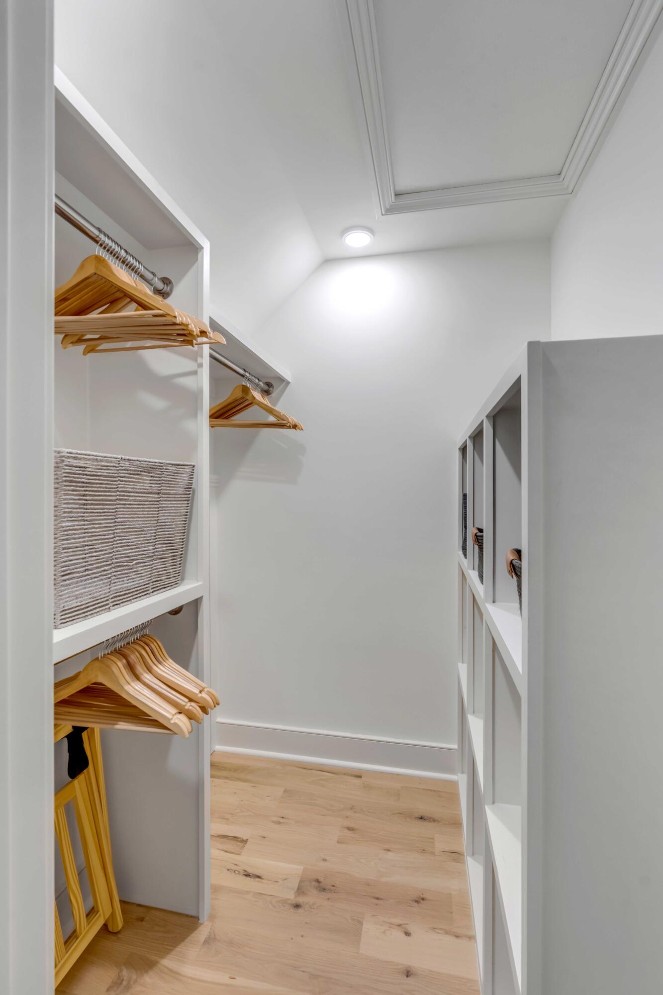 93 Beaufain Street # B