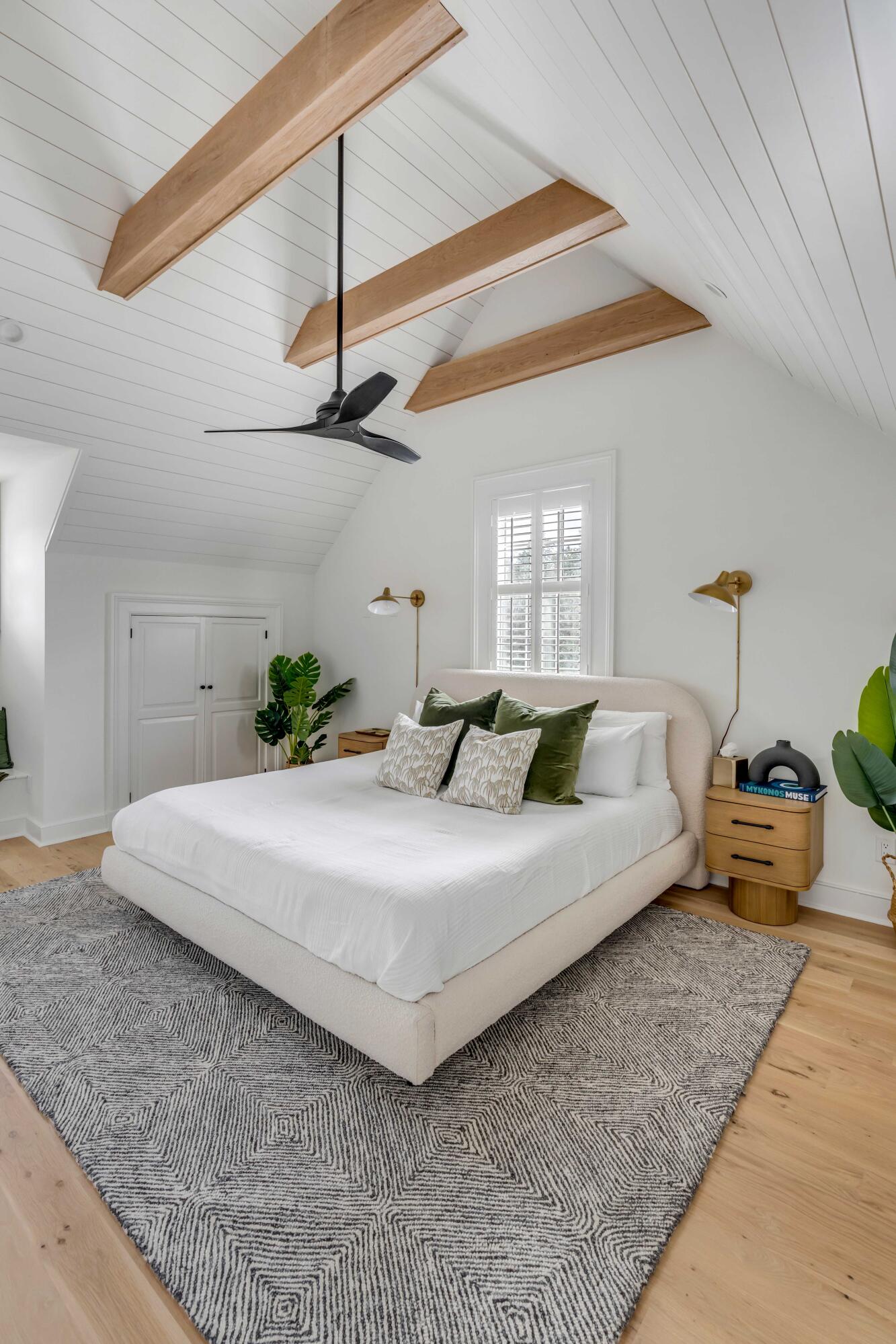 93 Beaufain Street # B