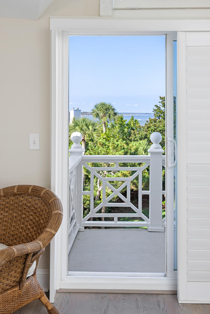 10 Ocean Point Drive