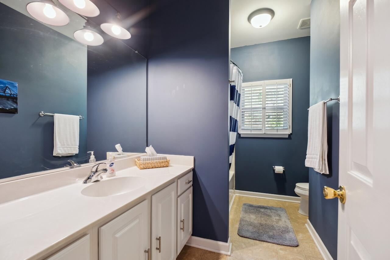 2329 Tall Sail Drive # 704d