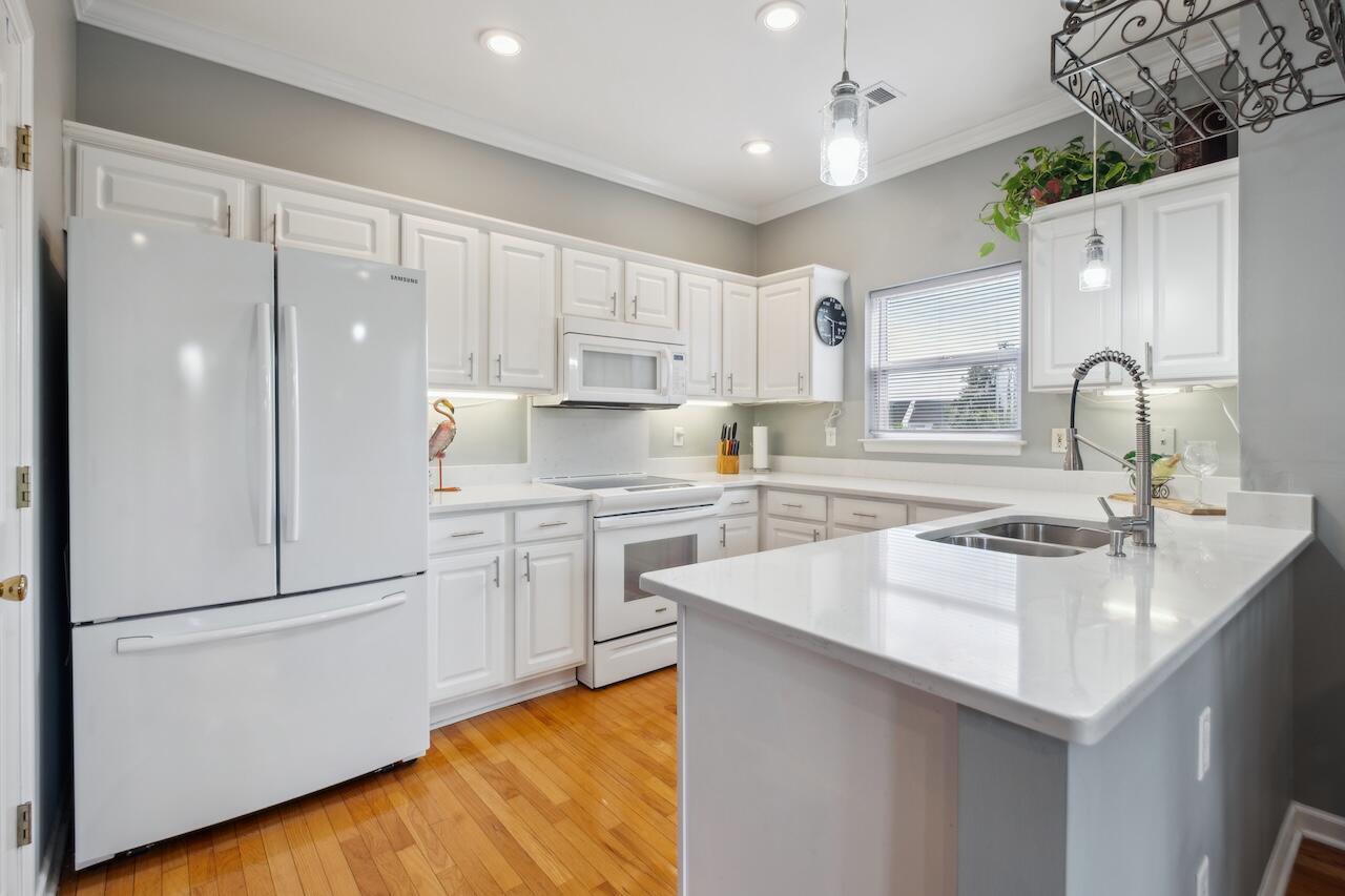 2329 Tall Sail Drive # 704d