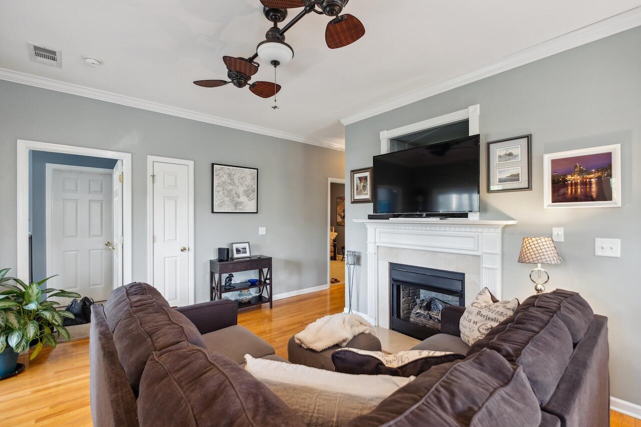 2329 Tall Sail Drive # 704d