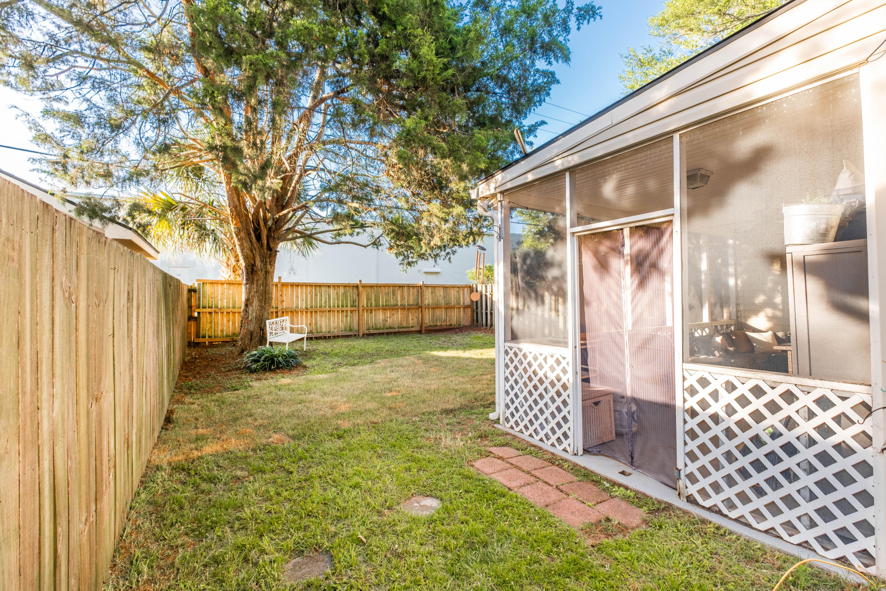 623 Bay Tree Court