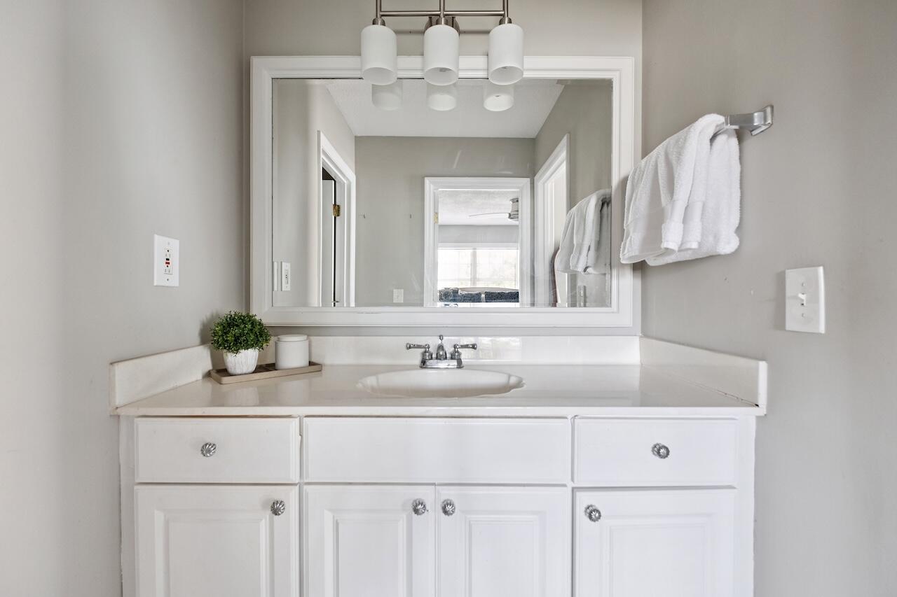 623 Bay Tree Court