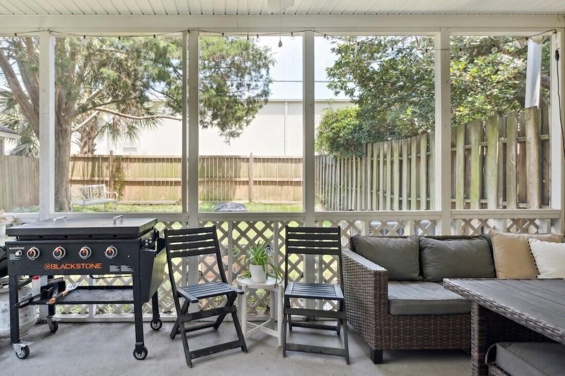 623 Bay Tree Court