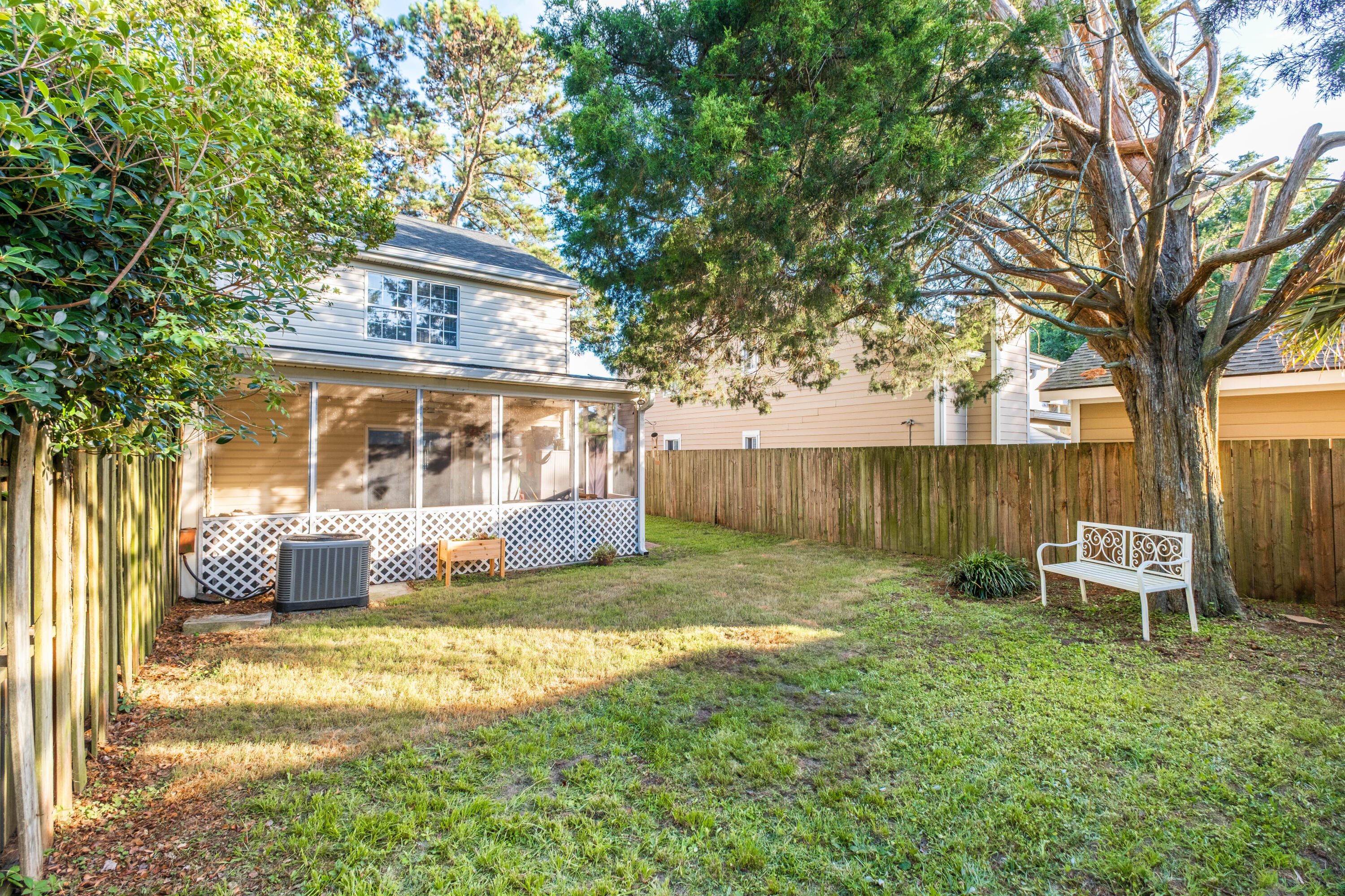 623 Bay Tree Court