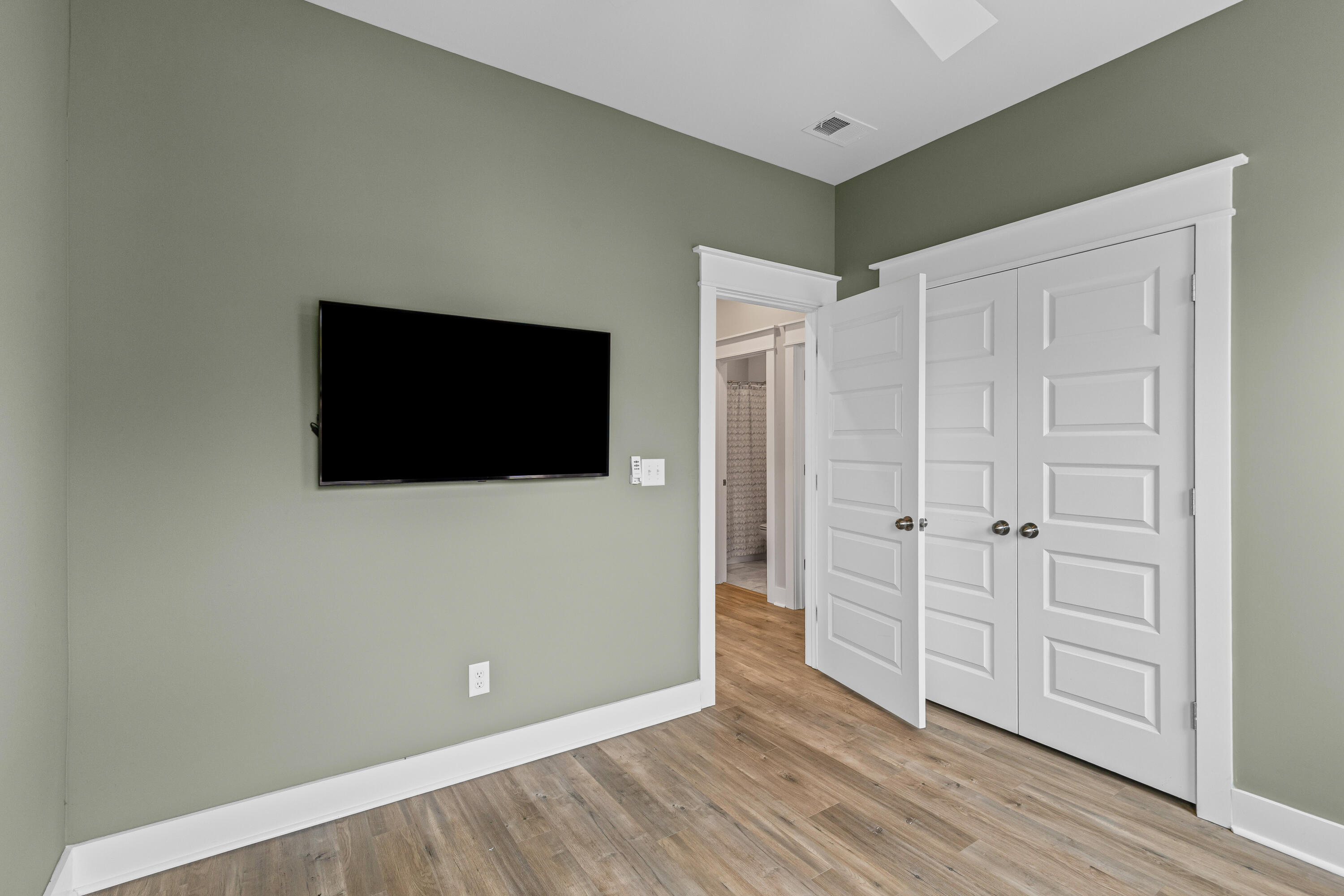775 Forrest Drive Drive