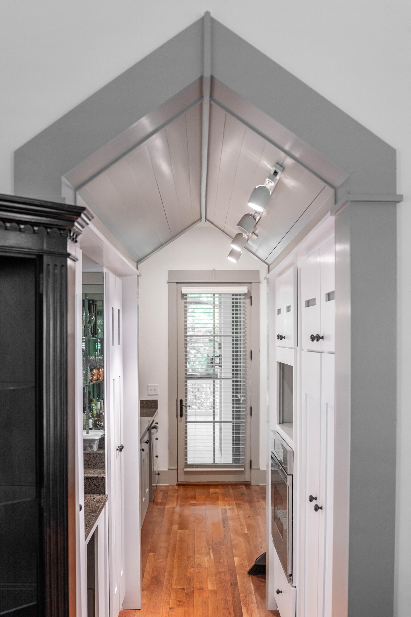 22 Frogmore Road