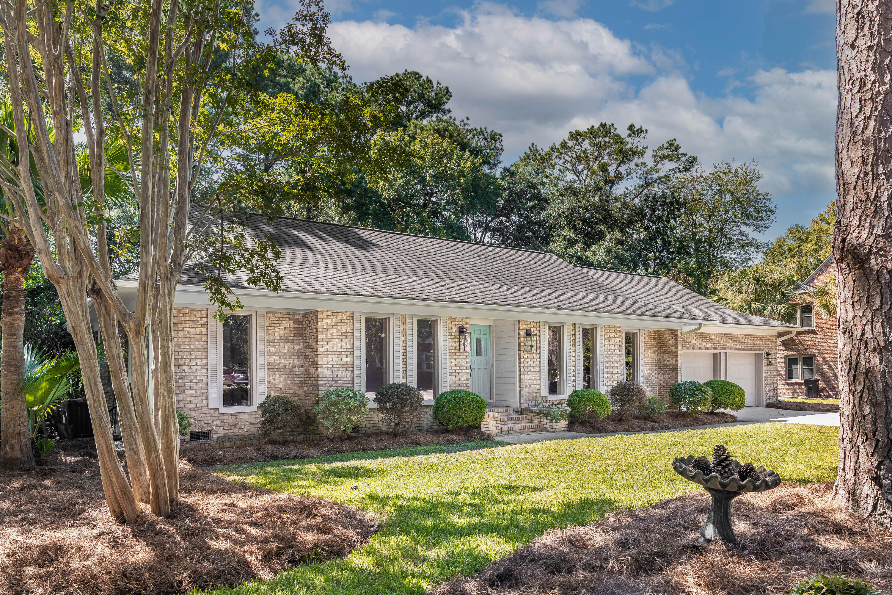 1014 Royalist Road