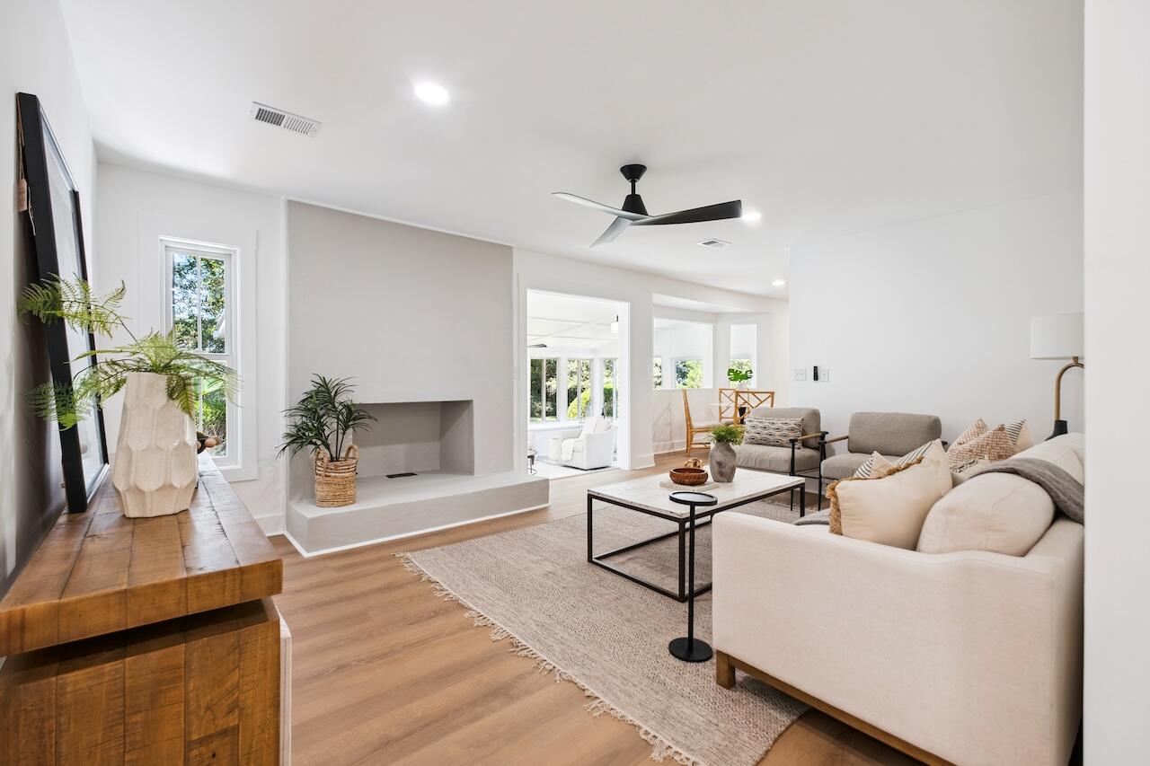 1014 Royalist Road