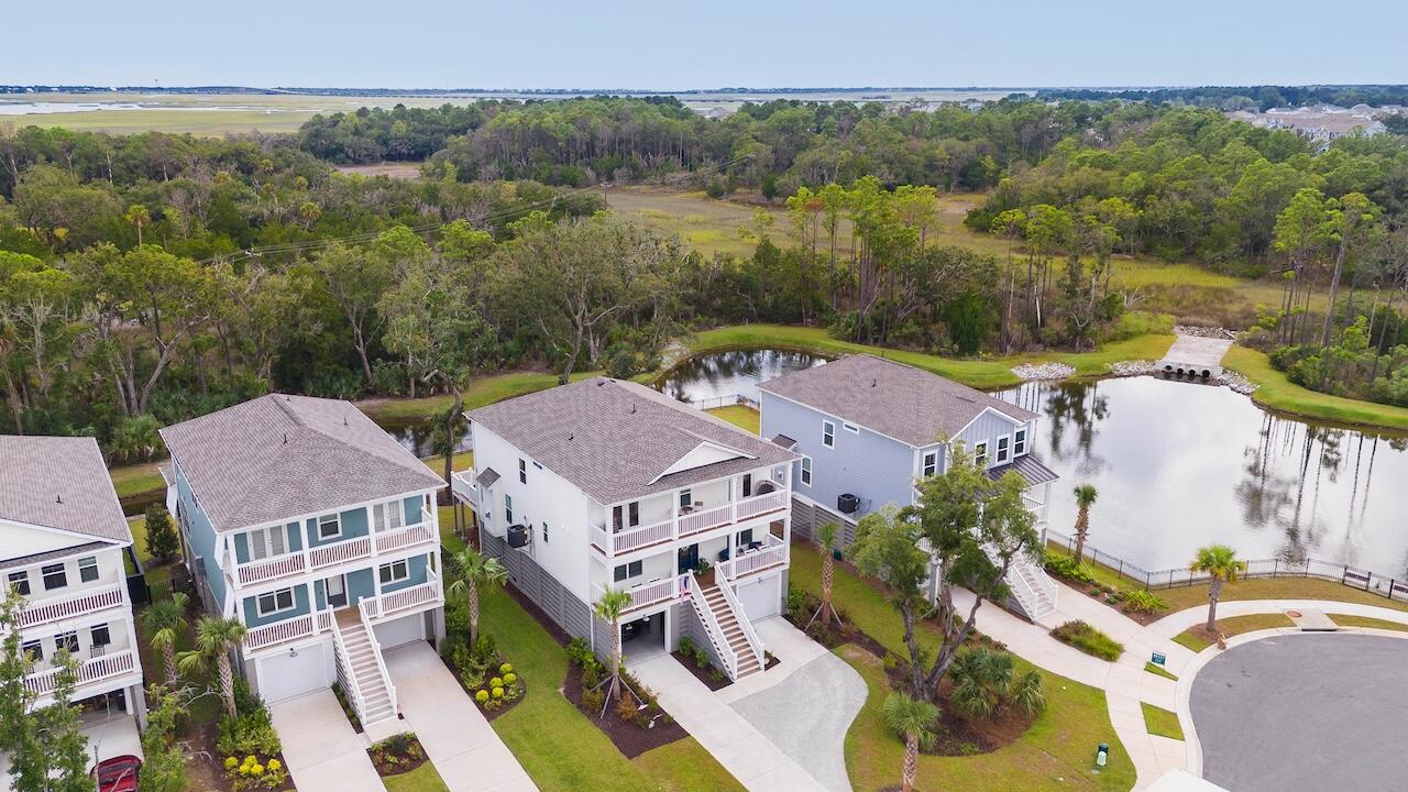 1684 Farmers Way