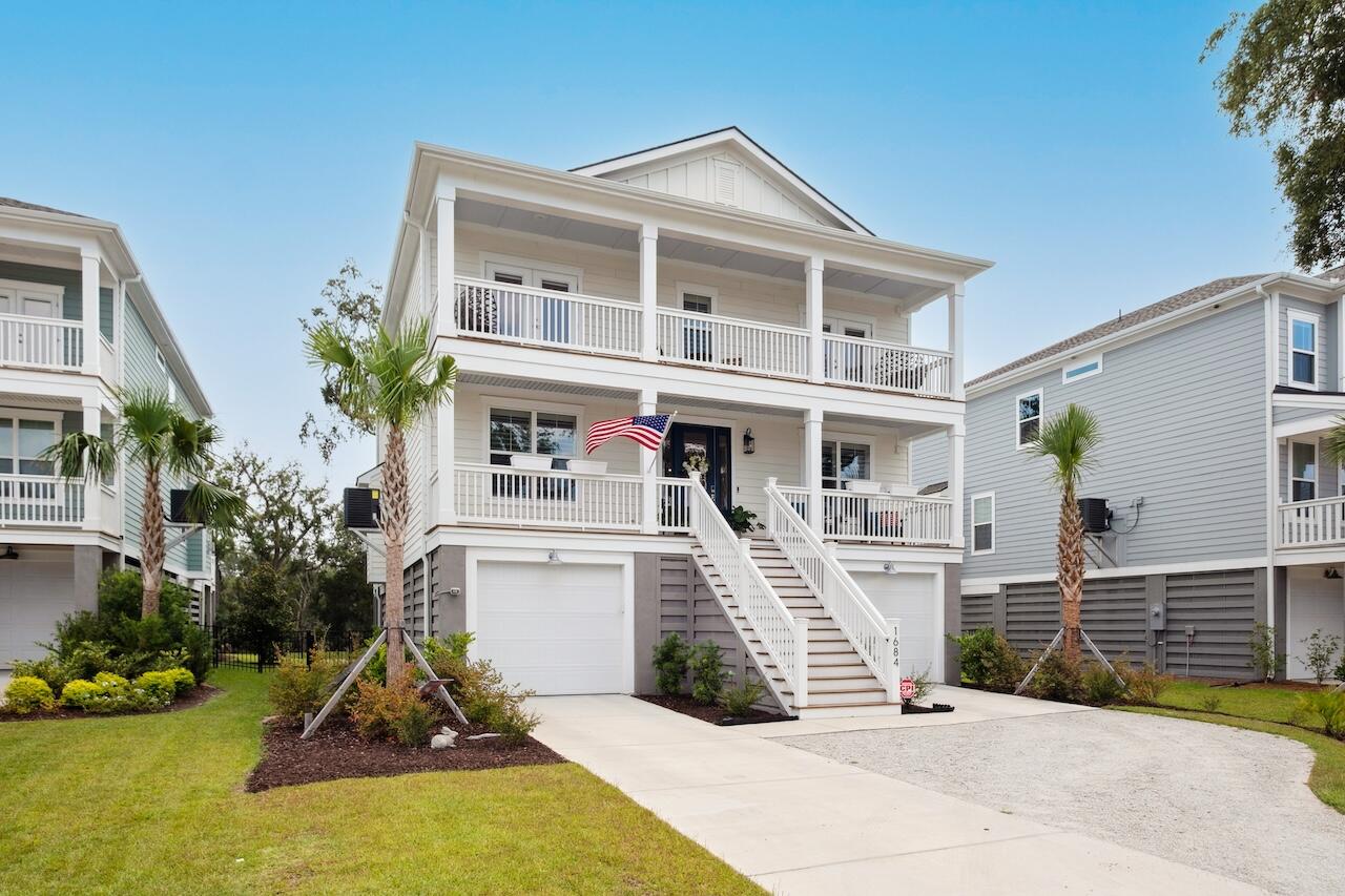 1684 Farmers Way