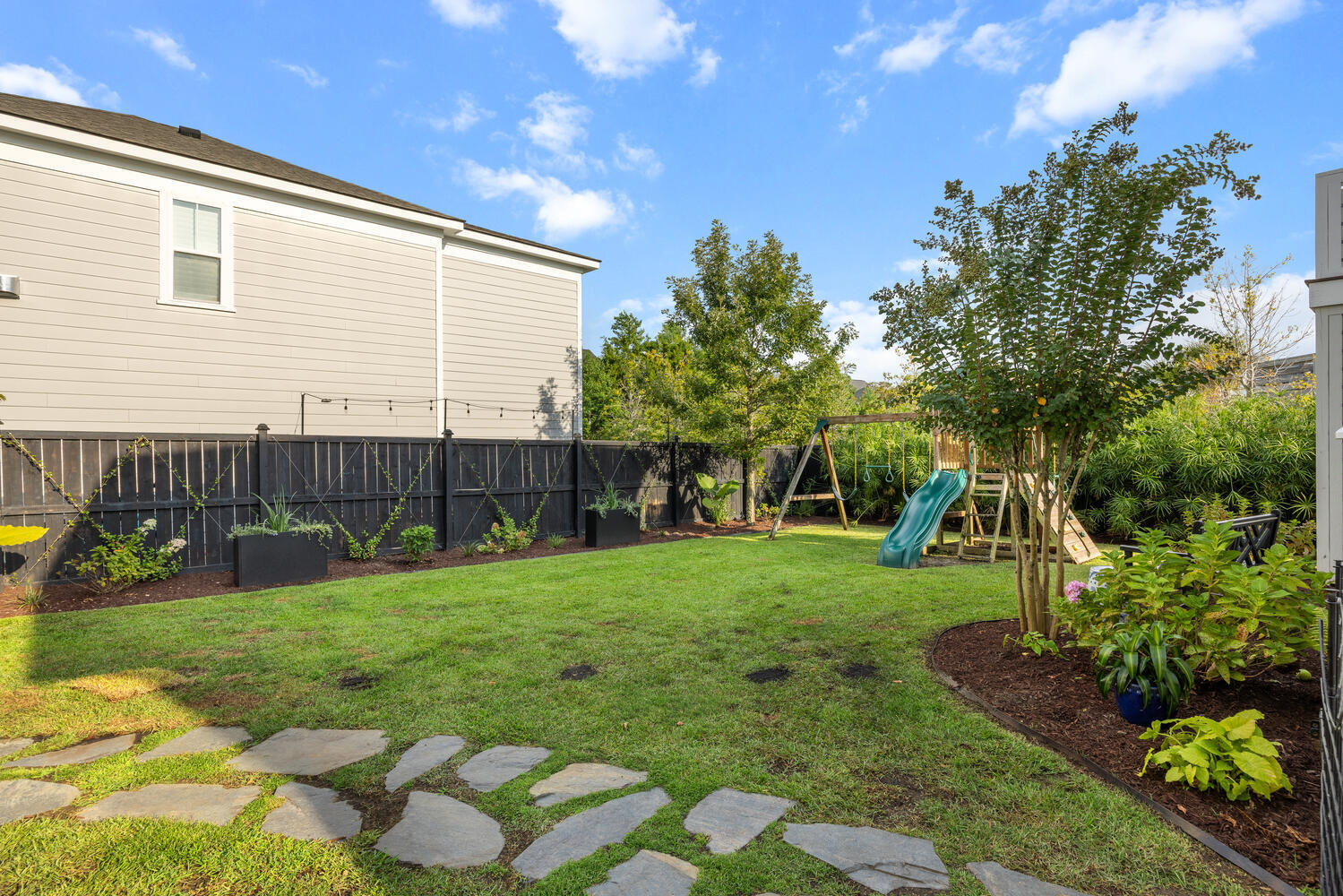 1613 Juliana Street